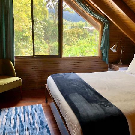 Hostal Zafiro Миндо Екстериор снимка