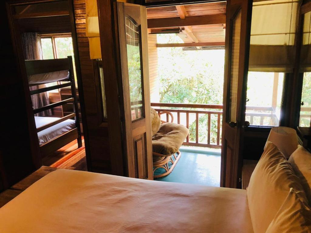 Hostal Zafiro Миндо Екстериор снимка